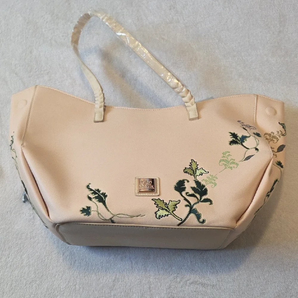 Her Universe Lord Of The Rings Purse - Picture 4 of 7